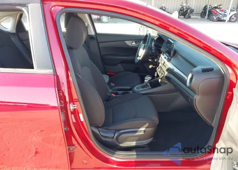 2019 Kia Forte Lxs z USA, uszkodzony, nr VIN 3KPF24AD2KE010939